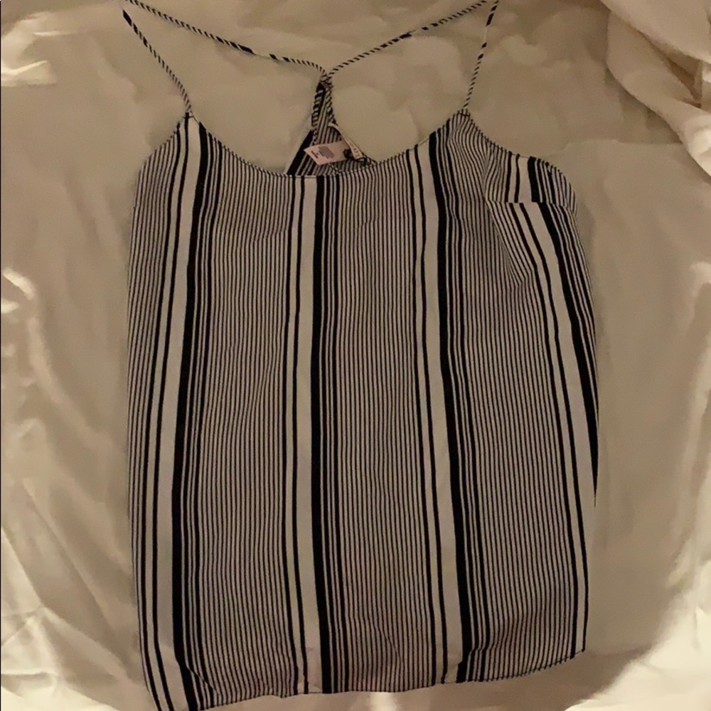 BRAND NEW VICTORIA’s SECRET CAMI